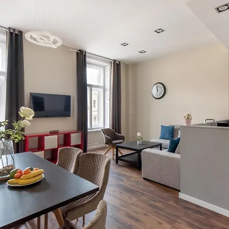 Andrassy Heritage Daire *